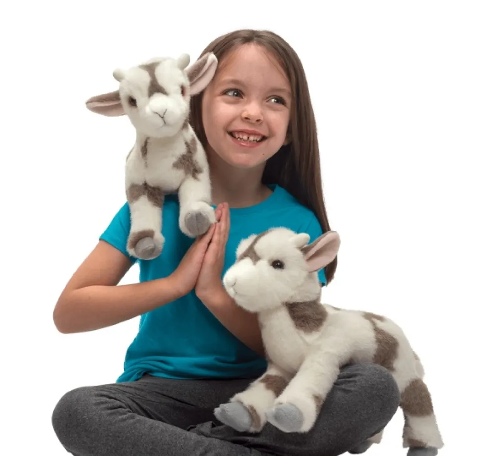 Gisele DLux Goat